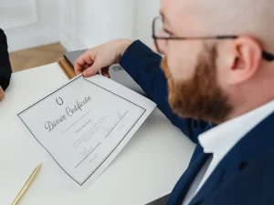 Read more about the article When your marriage is ending, how do you find the right divorce lawyer for 2025?