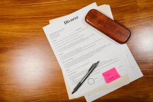 Read more about the article Navigating Your Divorce Journey: Essential Steps for a Fair Resolution in 2025